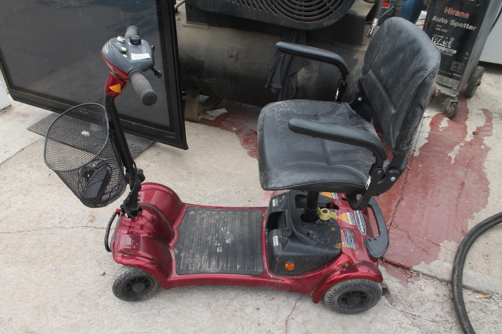 MOBILITY SCOOTER NO VAT