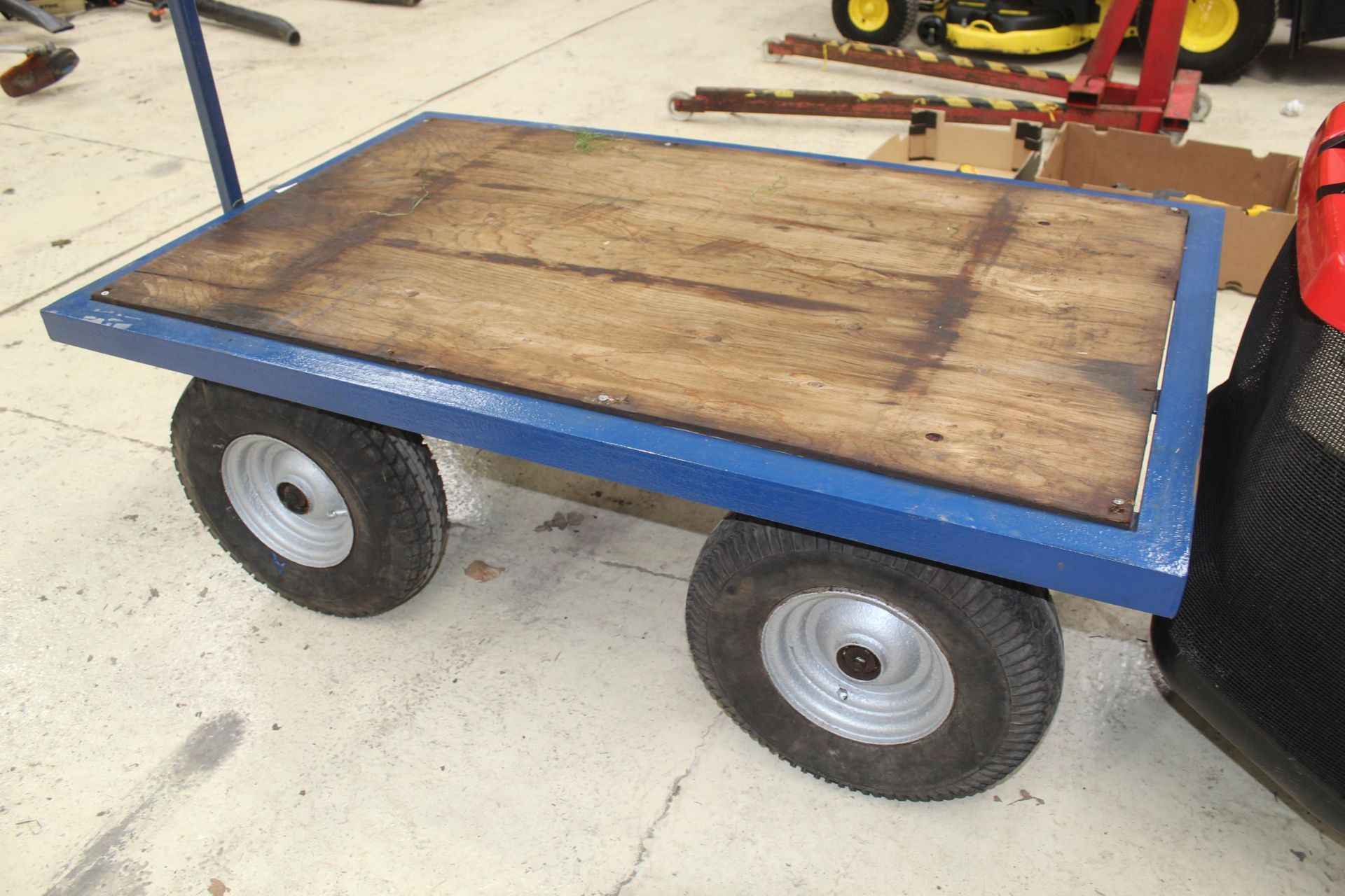 BARROW 4 WHEEL NO VAT - Image 3 of 3