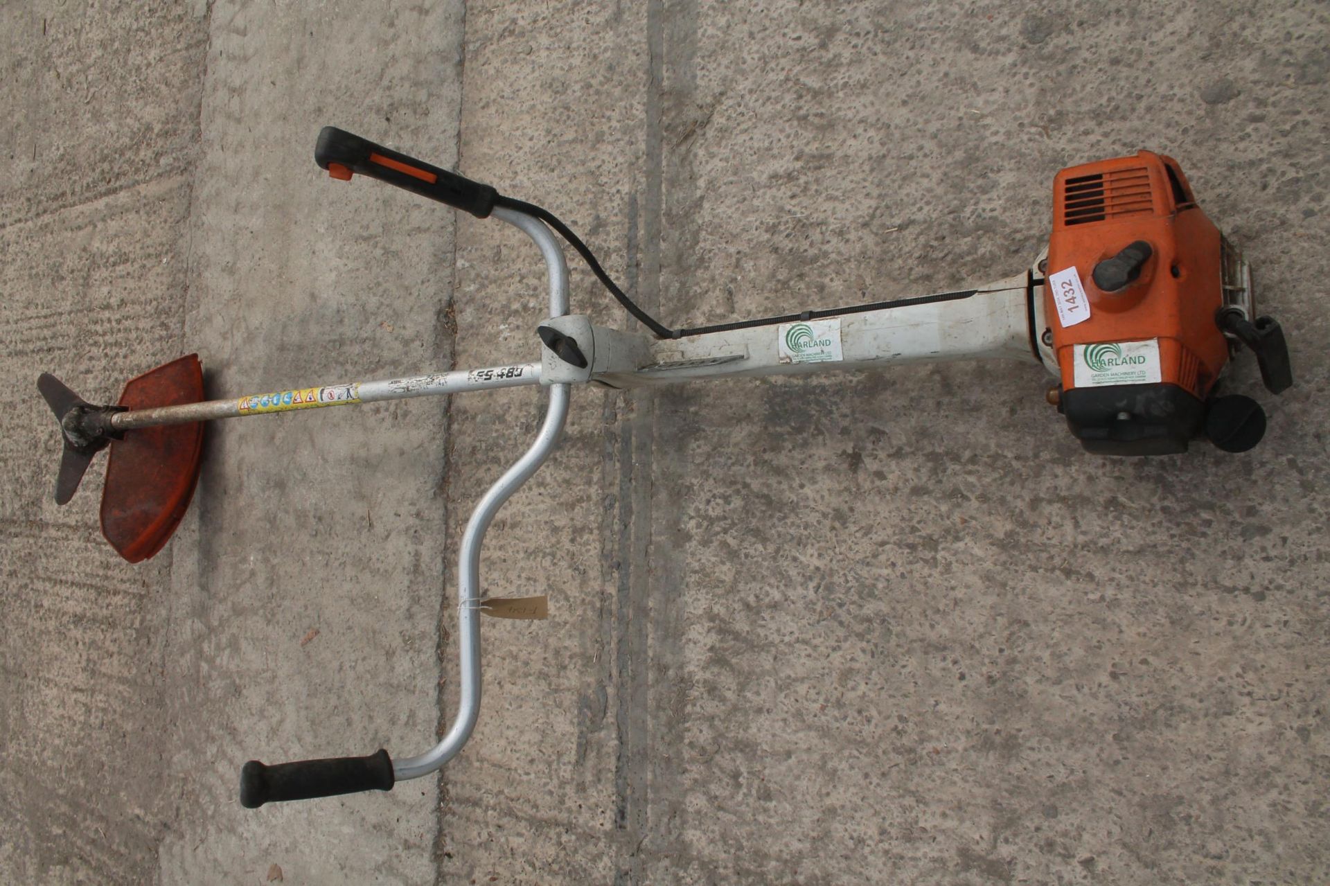 STIHL BRUSH CUTTER IN WORKING ORDER NO VAT