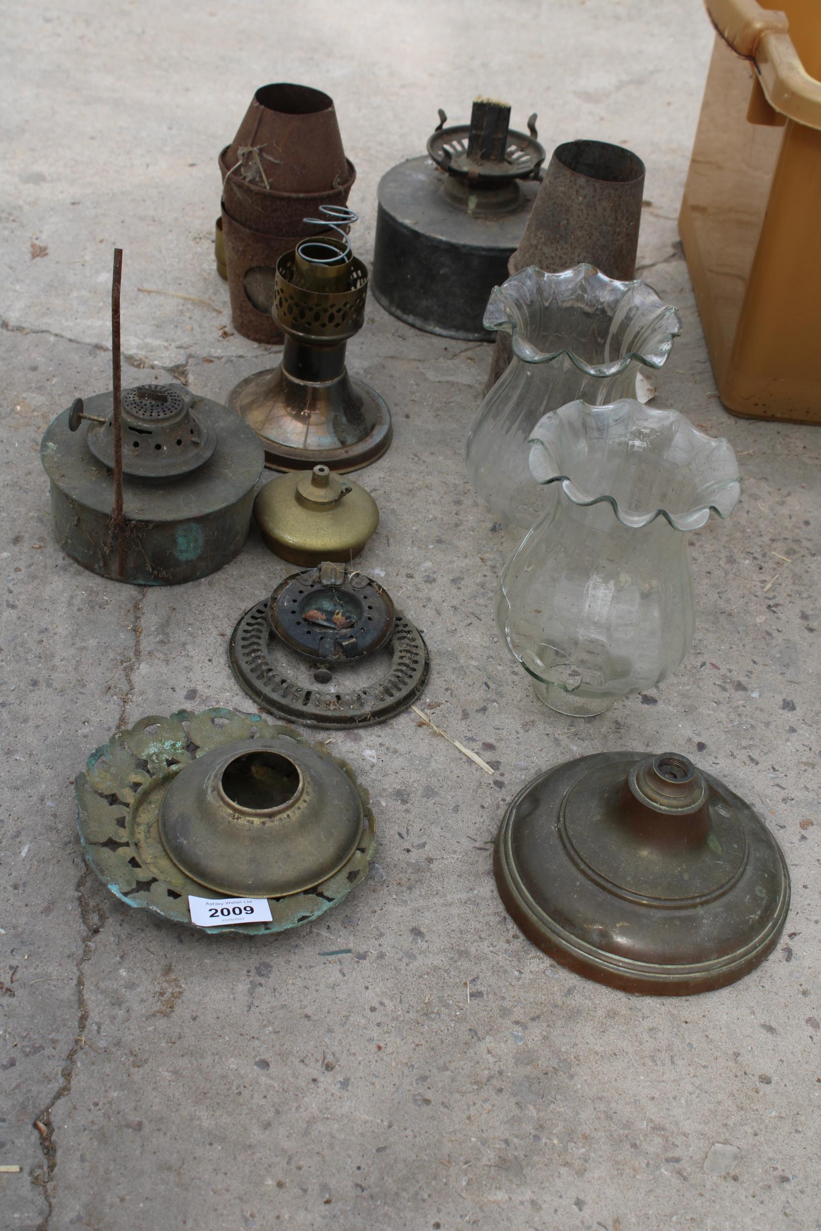 AN ASSORTMENT OF VINTAGE OIL LAMP SPARES - Image 3 of 4