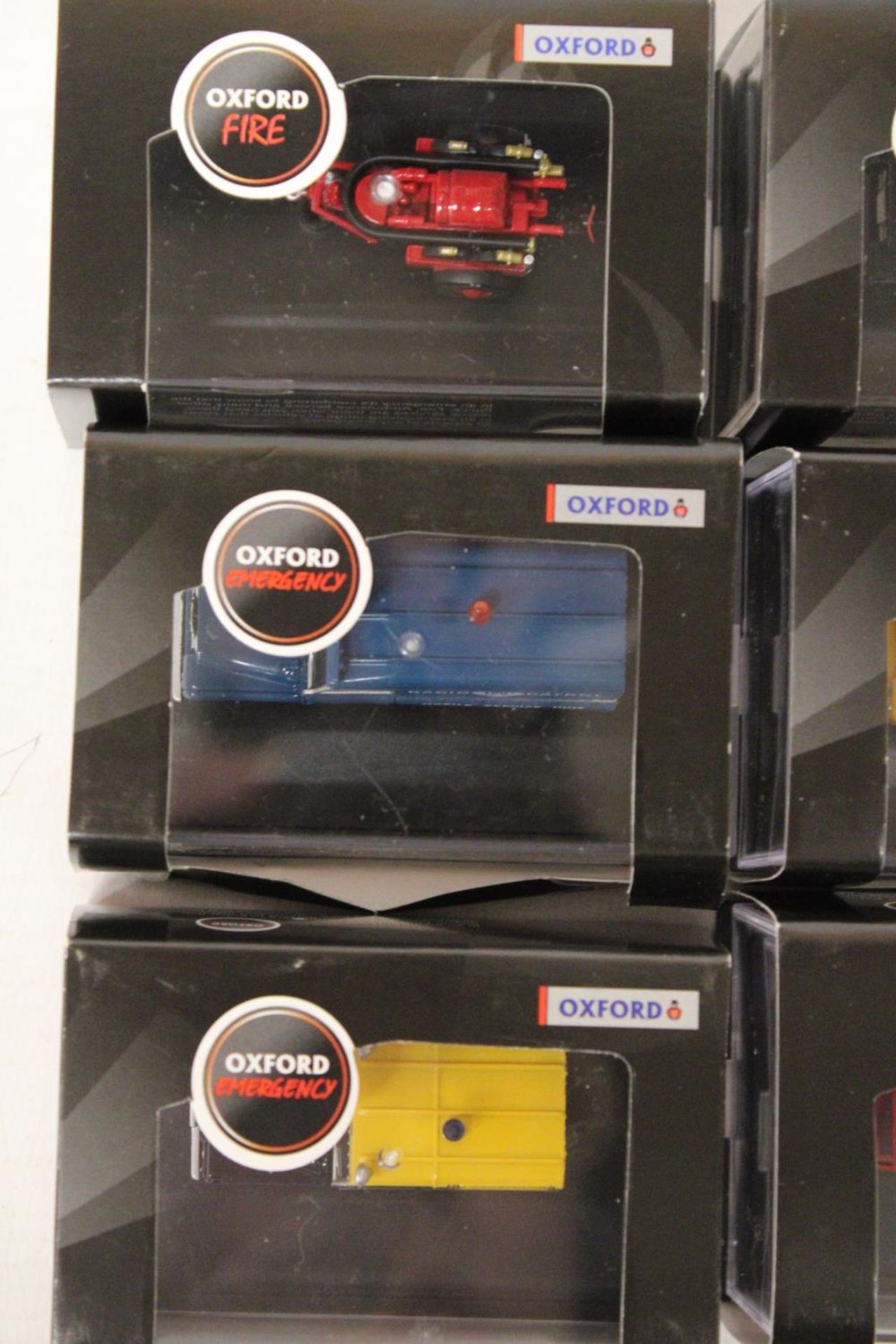 SIX AS NEW AND BOXED OXFORD EMERGENCY VEHICLES - Image 6 of 7