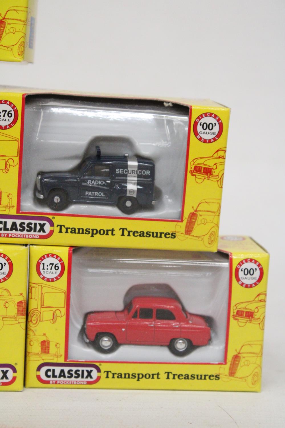 EIGHT AS NEW AND BOXED CLASSIX TRANSPORT TREASURES VEHICLES - Image 5 of 6