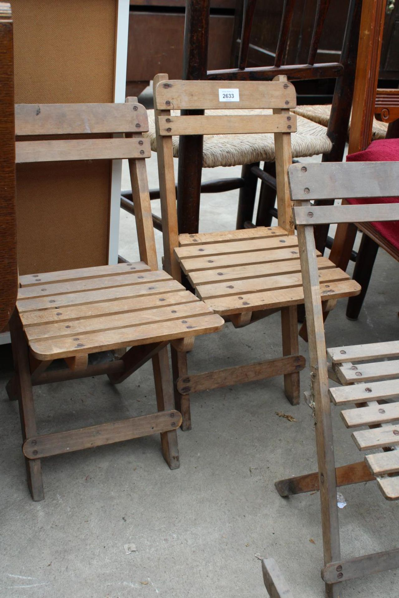 A SET OF FOUR EARLY 20TH CENTURY FOLDING CHILDS CHAIRS - Image 3 of 3