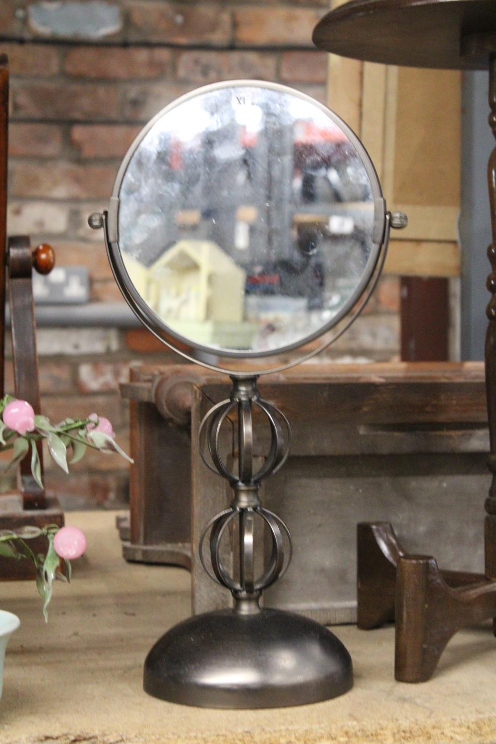 A MODERN COPPER COLOURED BATHROOM MIRROR, MAGNIFIED ON ONE SIDE, HEIGHT 42CM - Image 2 of 2