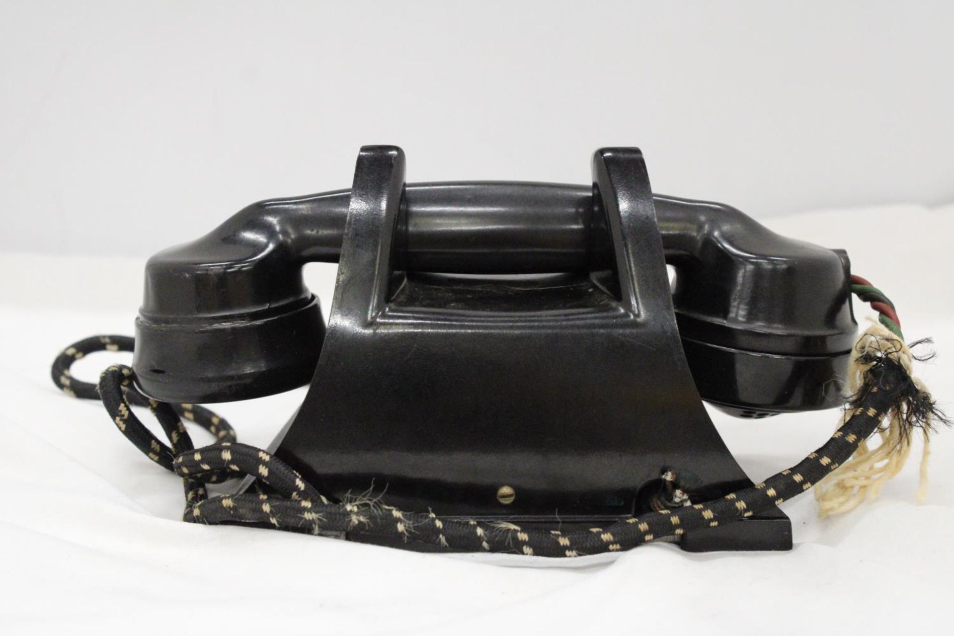 AN UNUSUAL BLACK BAKELITE G E C INTER DEPARTMENT PHONE - Image 4 of 5
