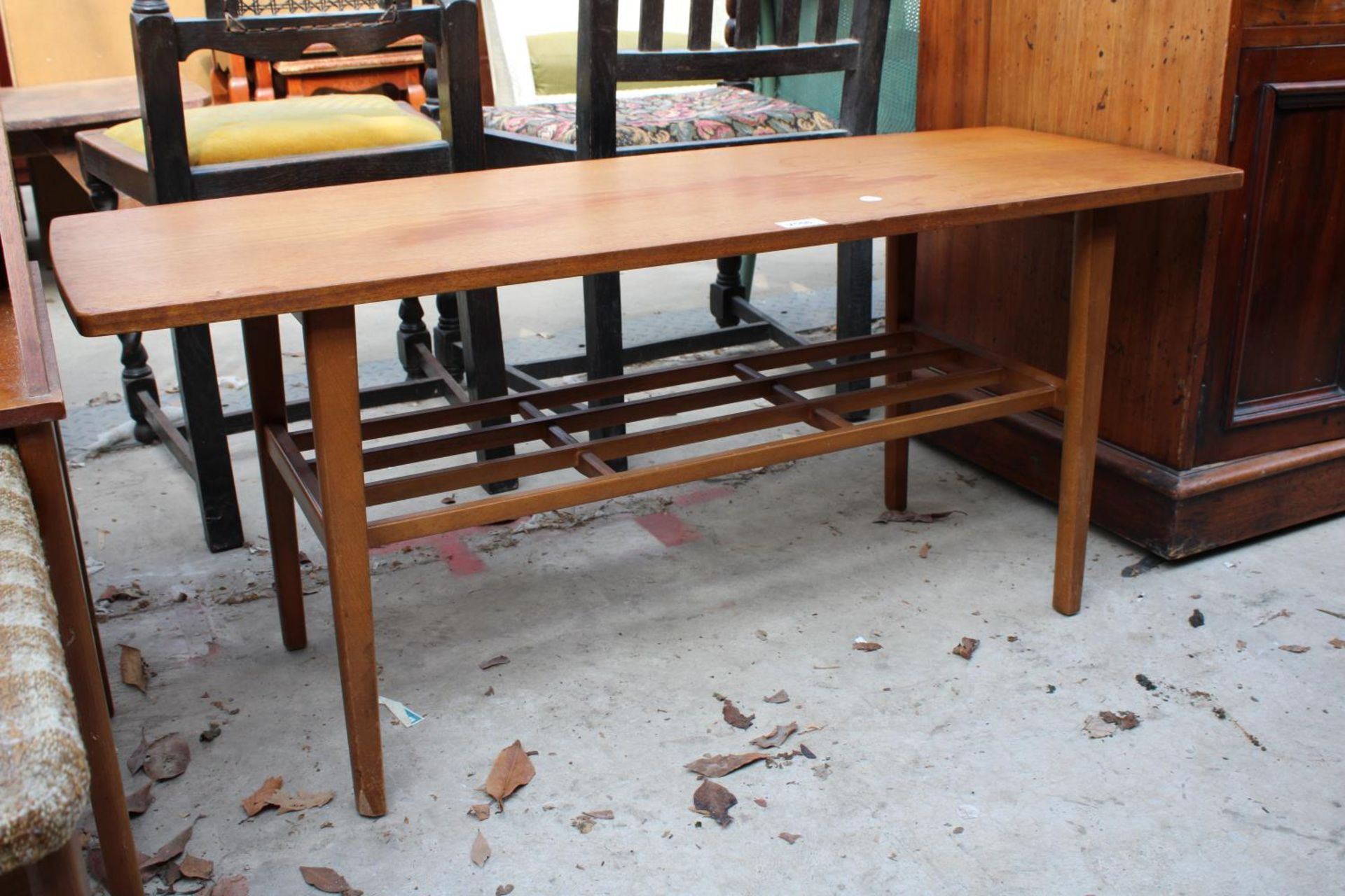 A NATHAN RETRO TEAK TWO TIER COFFEE TABLE - Image 2 of 2