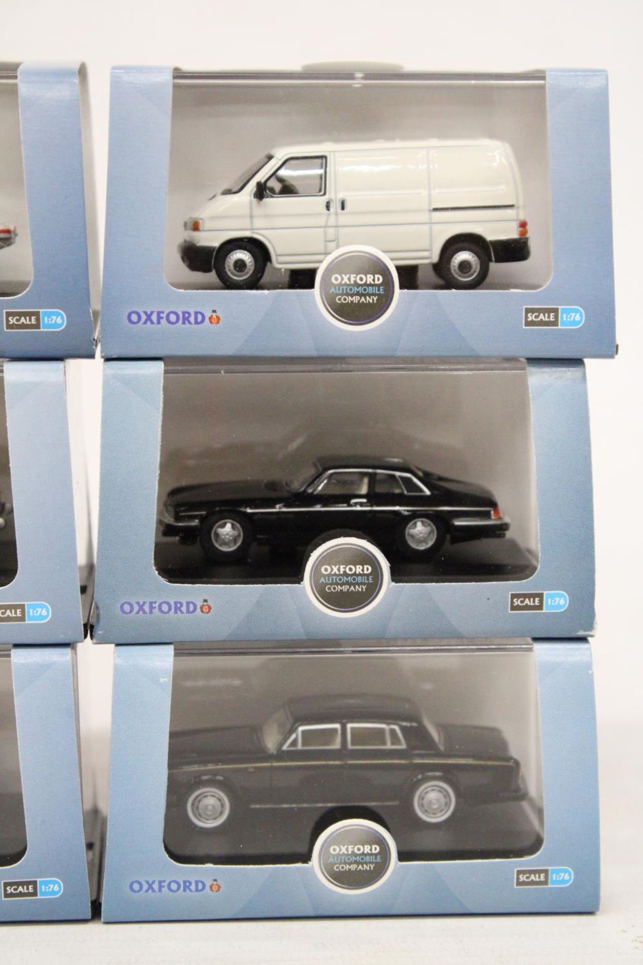 SIX VARIOUS AS NEW AND BOXED OXFORD AUTOMOBILE COMPANY VEHICLES - Image 3 of 8