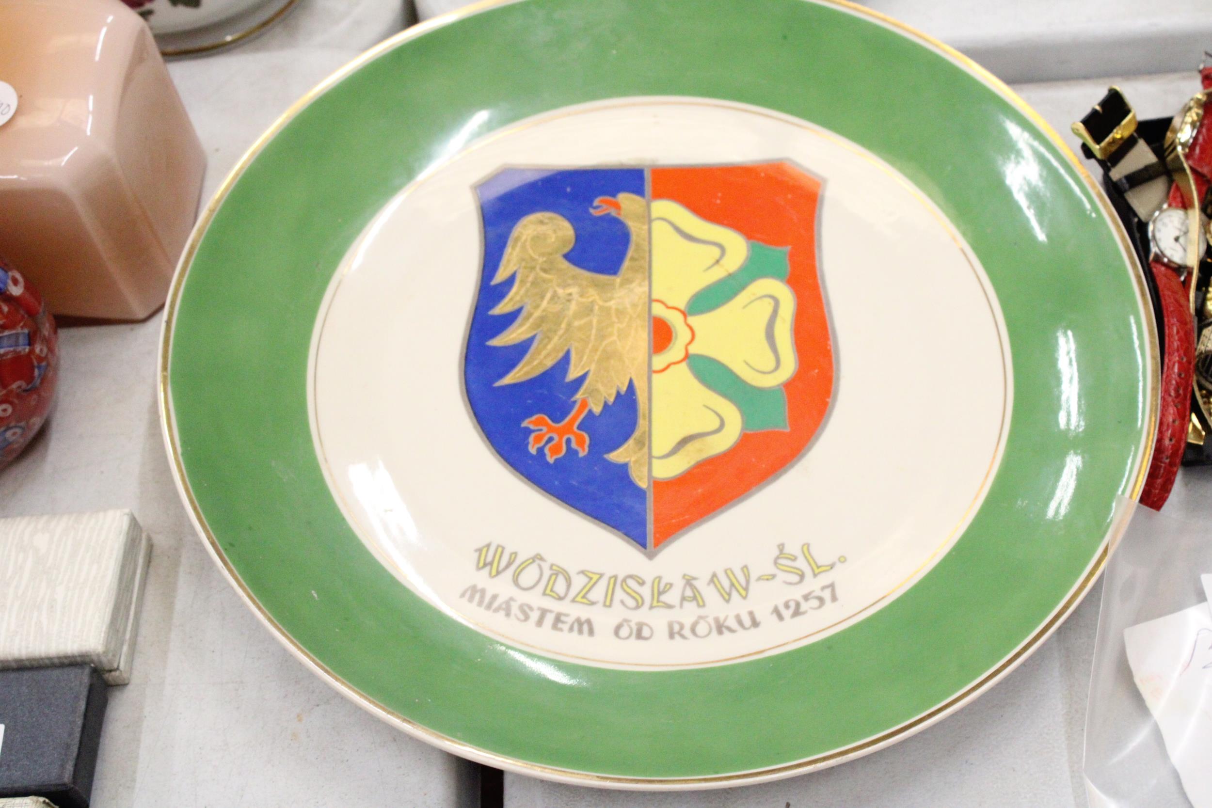 A TULOWICE P. T. POLAND PLATE AND A SIGNED DOG PLATE - Image 5 of 6