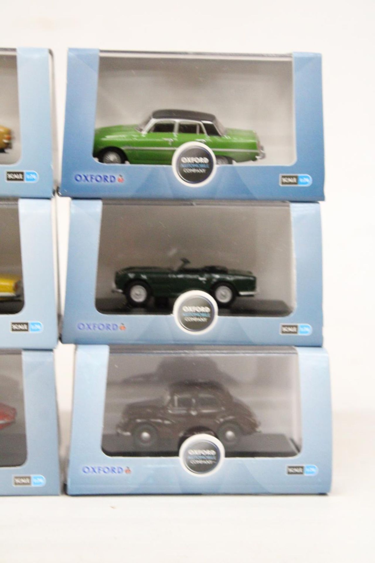 SIX VARIOUS AS NEW AND BOXED OXFORD AUTOMOBILE COMPANY VEHICLES - Image 3 of 8