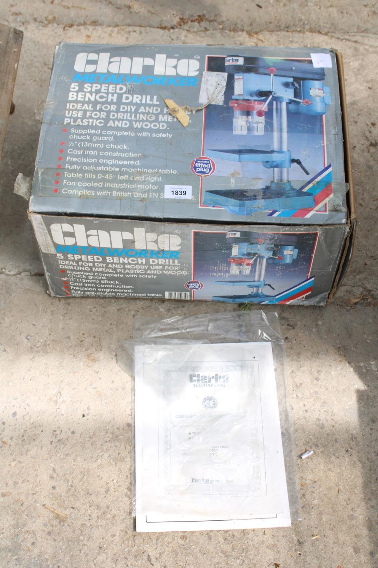 A CLARKE METALWORKER 5 SPEED BENCH DRILL