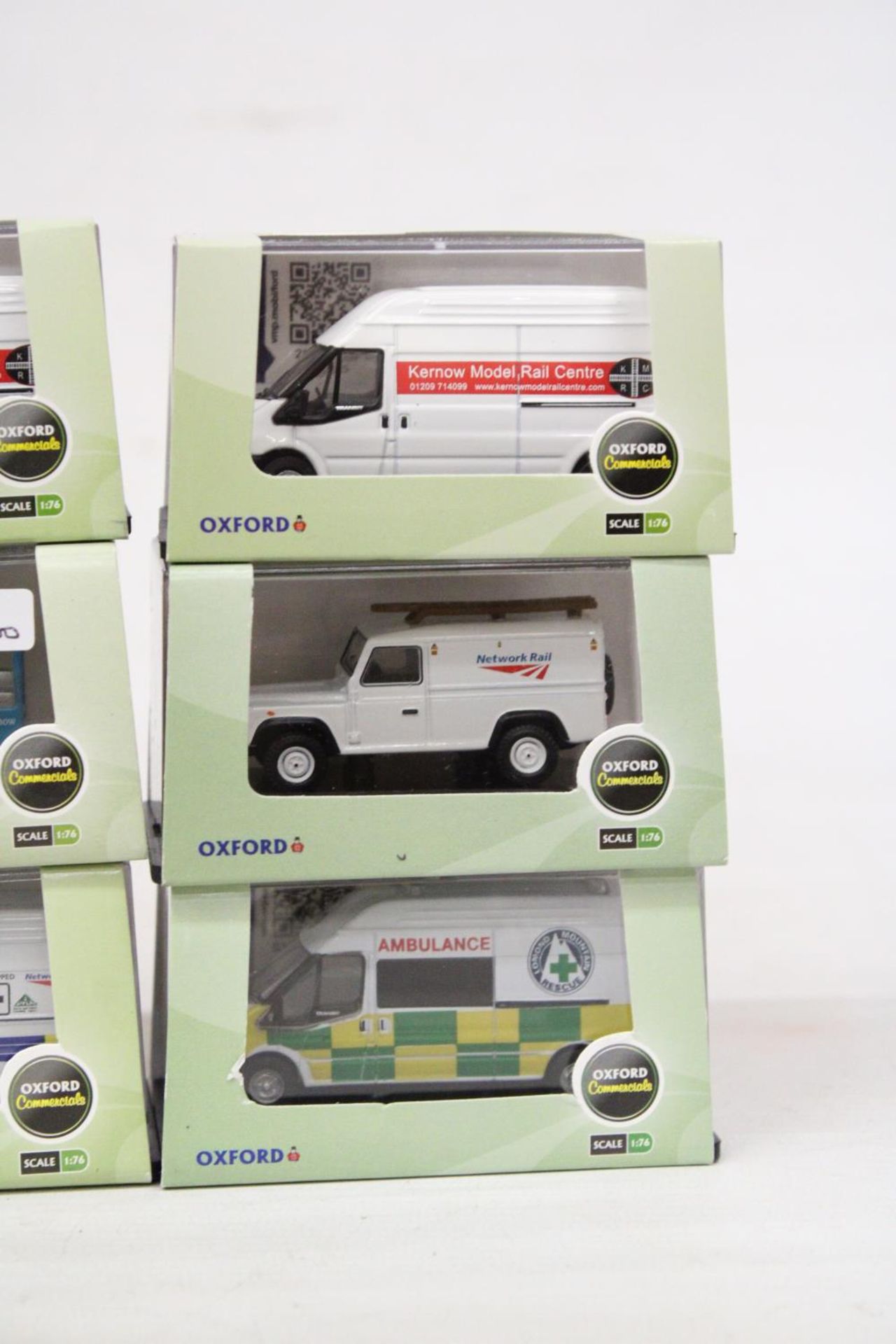 SIX AS NEW AND BOXED OXFORD COMMERCIAL VEHICLES - Image 3 of 8