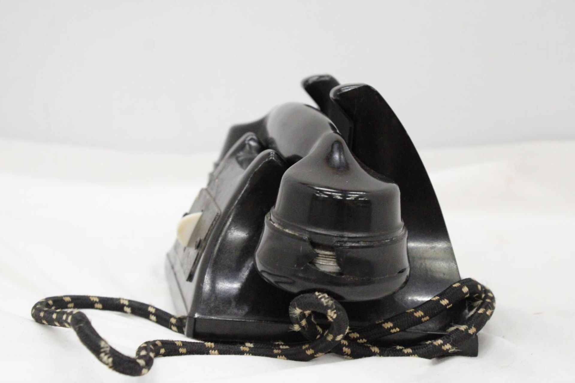 AN UNUSUAL BLACK BAKELITE G E C INTER DEPARTMENT PHONE - Image 5 of 5