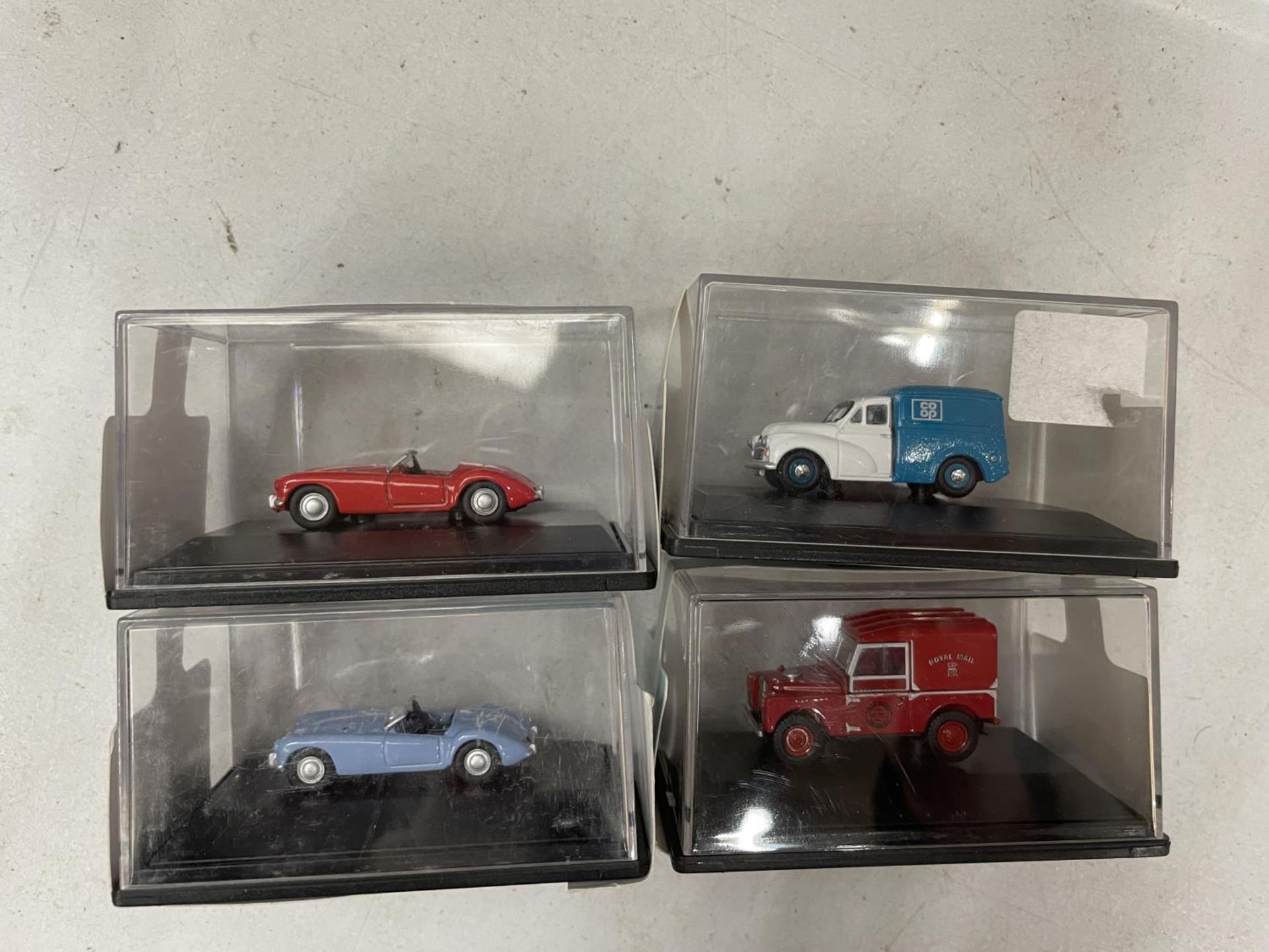 TEN BOXED OXFORD RAILWAY VEHICLES 1:76 SCALE - Image 2 of 4