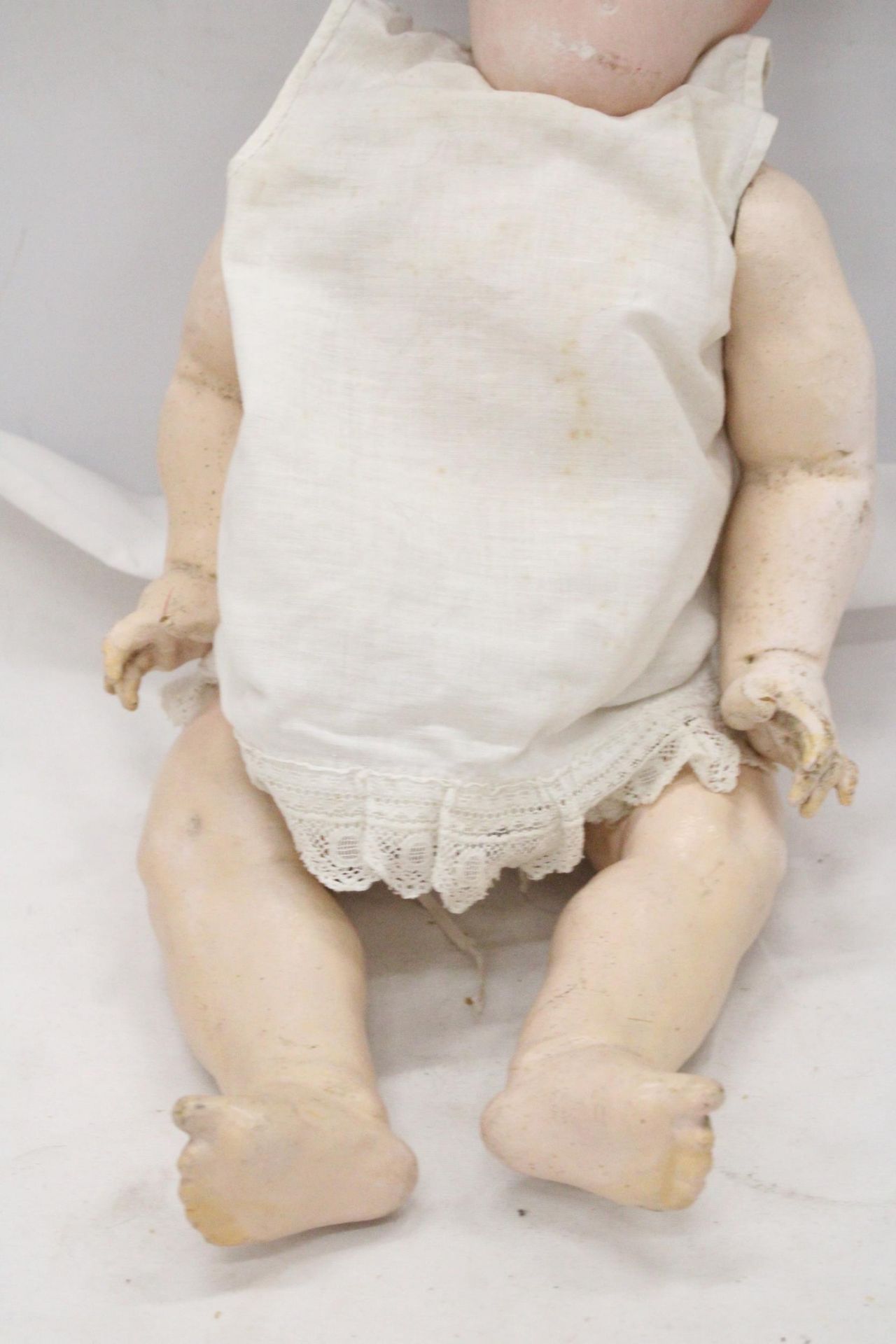 A BISQUE HEADED DOLL - HEUBACH KOPPLESDORF - Image 5 of 6