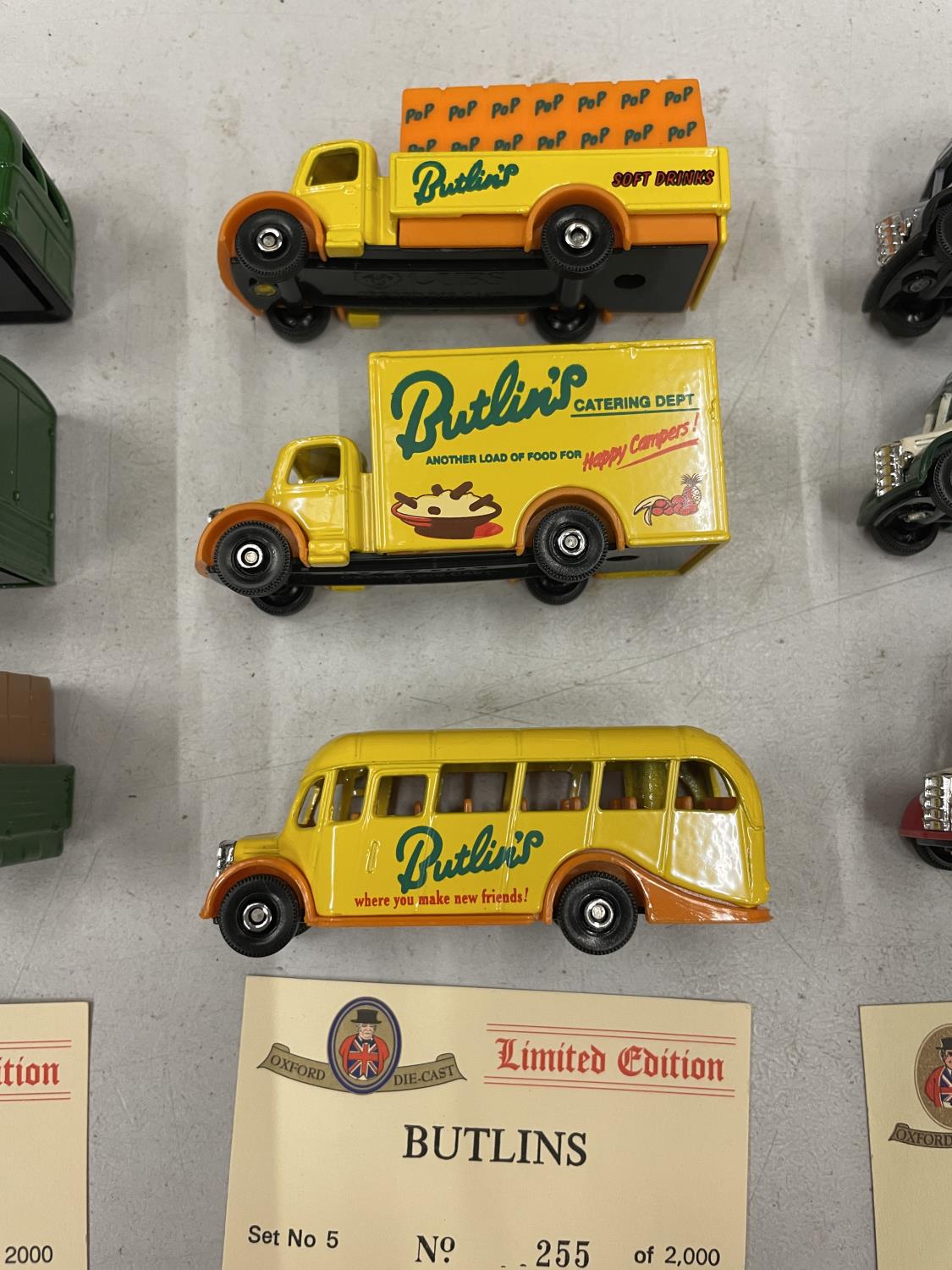 NINE VARIOUS CUBS MODEL VEHICLES - Image 3 of 4