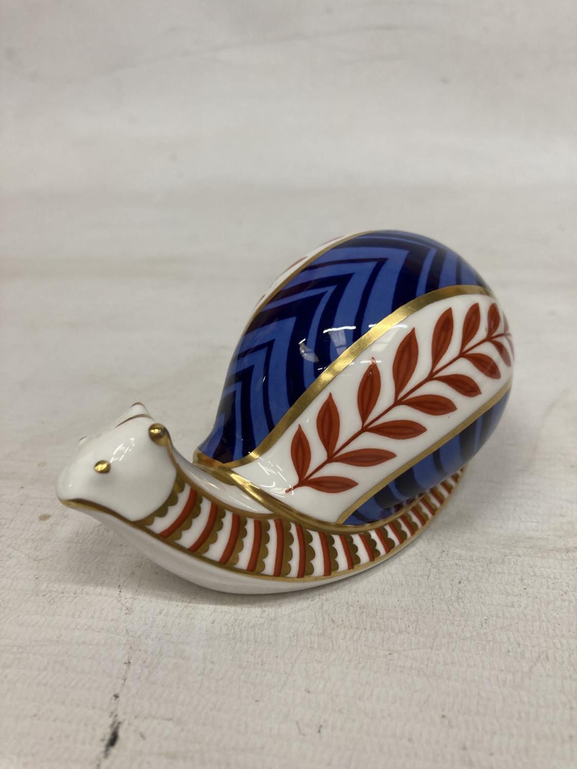 A ROYAL CROWN DERBY SNAIL (SECOND) - Image 3 of 6