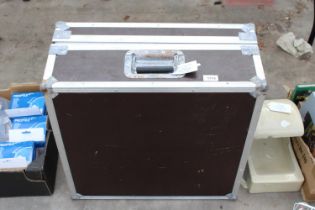 A FLIGHT CASE CONTAINING A PAIR OF NJD DMX 250 STAGE LIGHTS AND ACCESSORIES