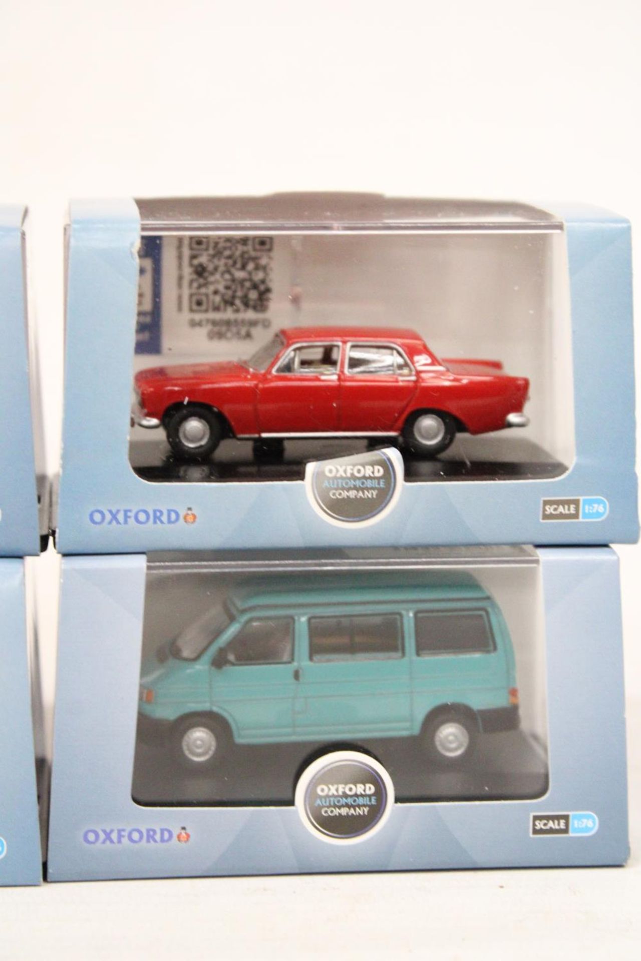 FOUR VARIOUS AS NEW AND BOXED OXFORD AUTOMOBILE COMPANY VEHICLES - Image 3 of 7