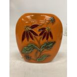 AN ANITA HARRIS HAND PAINTED AND SIGNED IN GOLD GRAPE VINE VASE