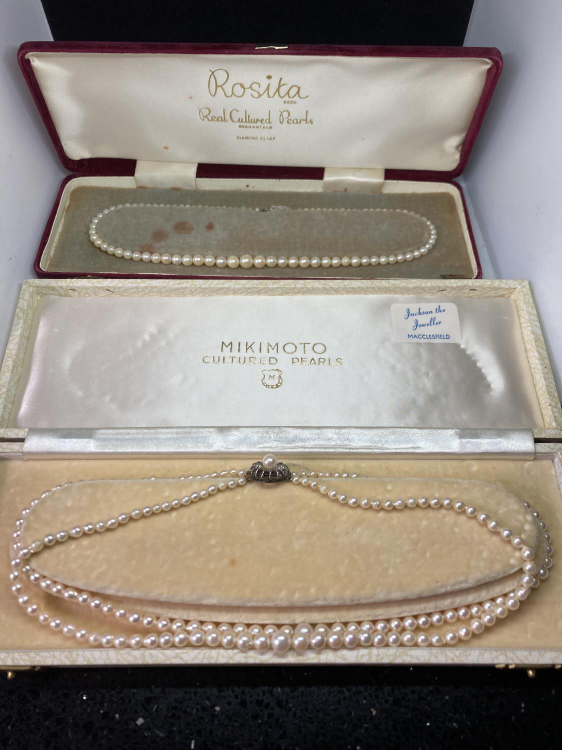 TWO SETS OF PEARLs IN A PRESENTATION BOX