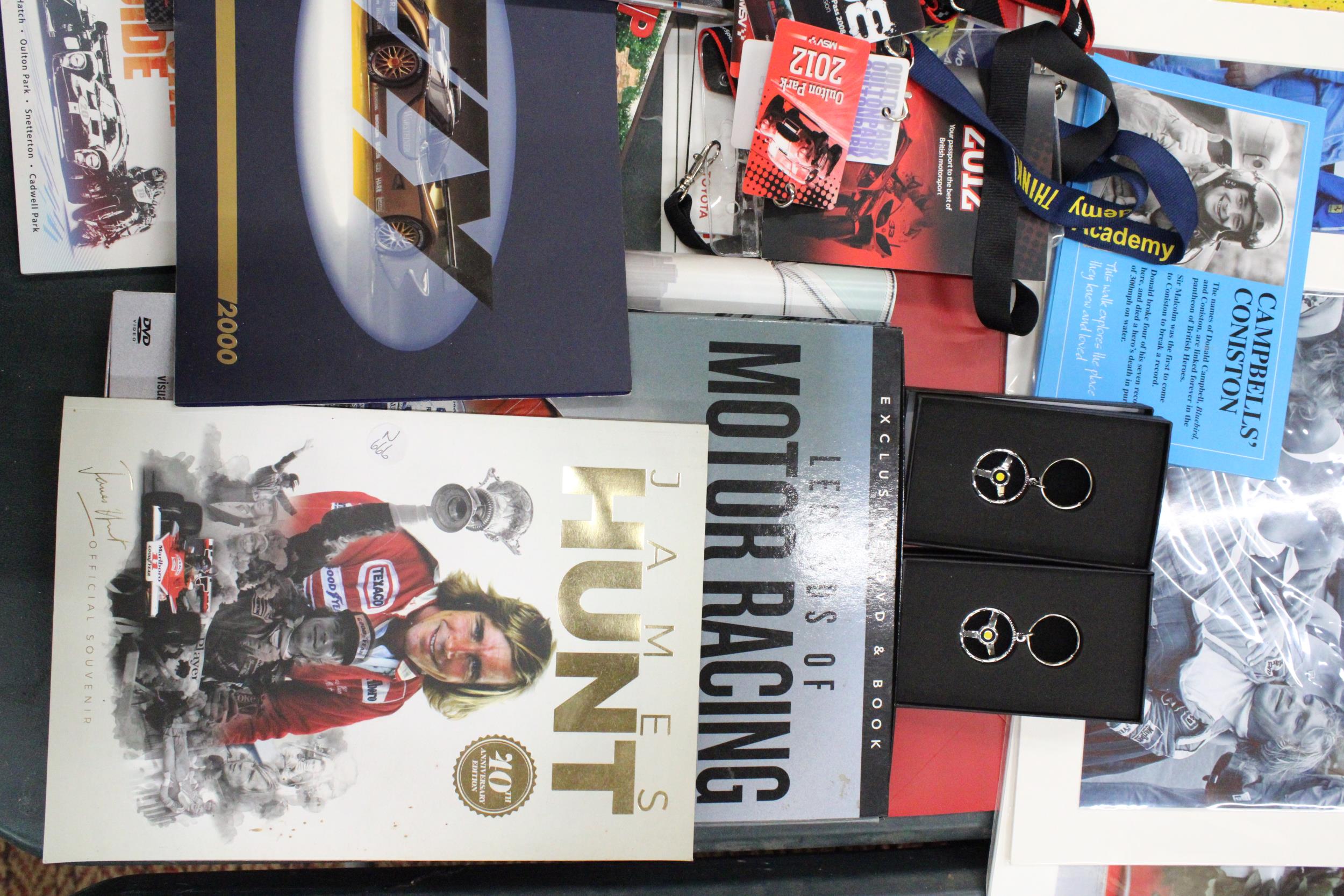 A LARGE COLLECTION OF MOTORSPORT MEMORIBILIA TO INCLUDE AN AUTOGRAPH BOOK, INCLUDING NIGEL - Image 4 of 5