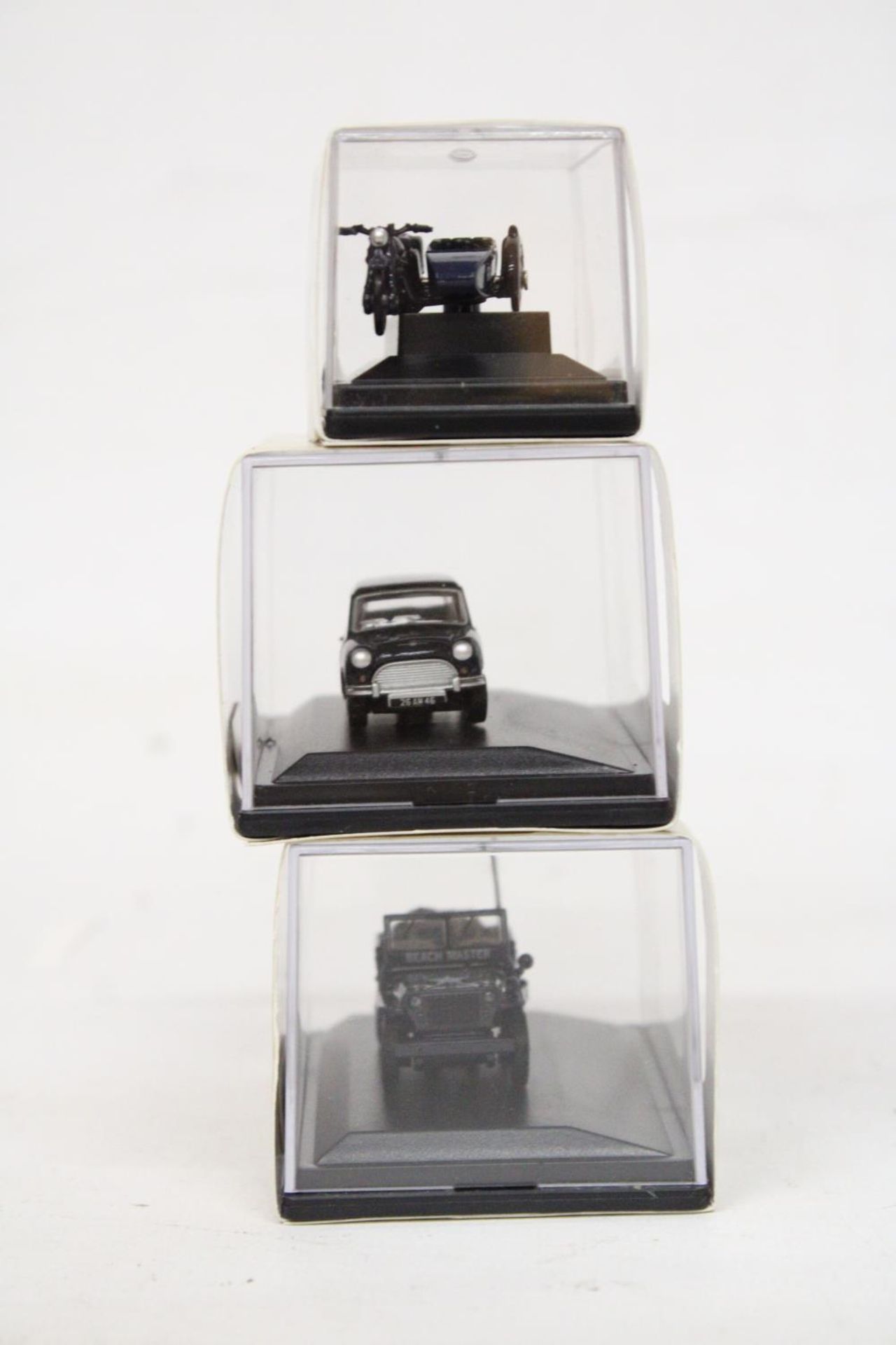 EIGHT AS NEW AND BOXED OXFORD MILITARY VEHICLES - Image 5 of 6