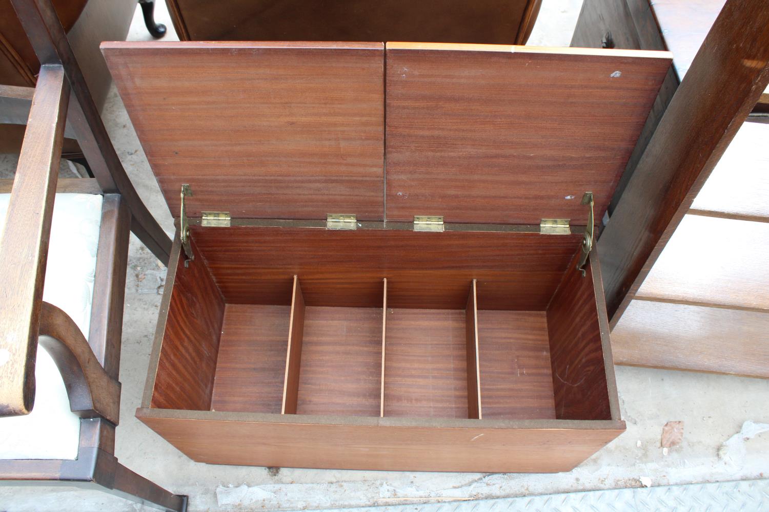 A RETRO TEAK TWO DIVISION RECORD CABINET, 30" WIDE - Image 2 of 2