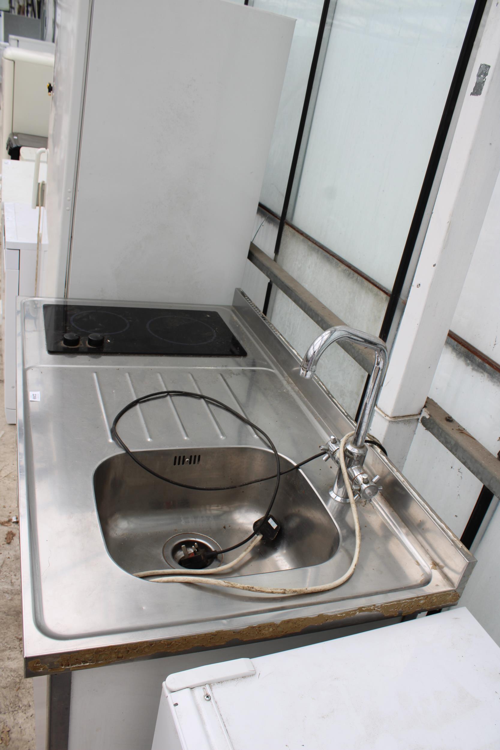 A STAINLESS STEEL SINK UNIT WITH BUILT IN UNDERCOUNTER FRIDGE AND COUNTER TOP HOB - Image 2 of 4