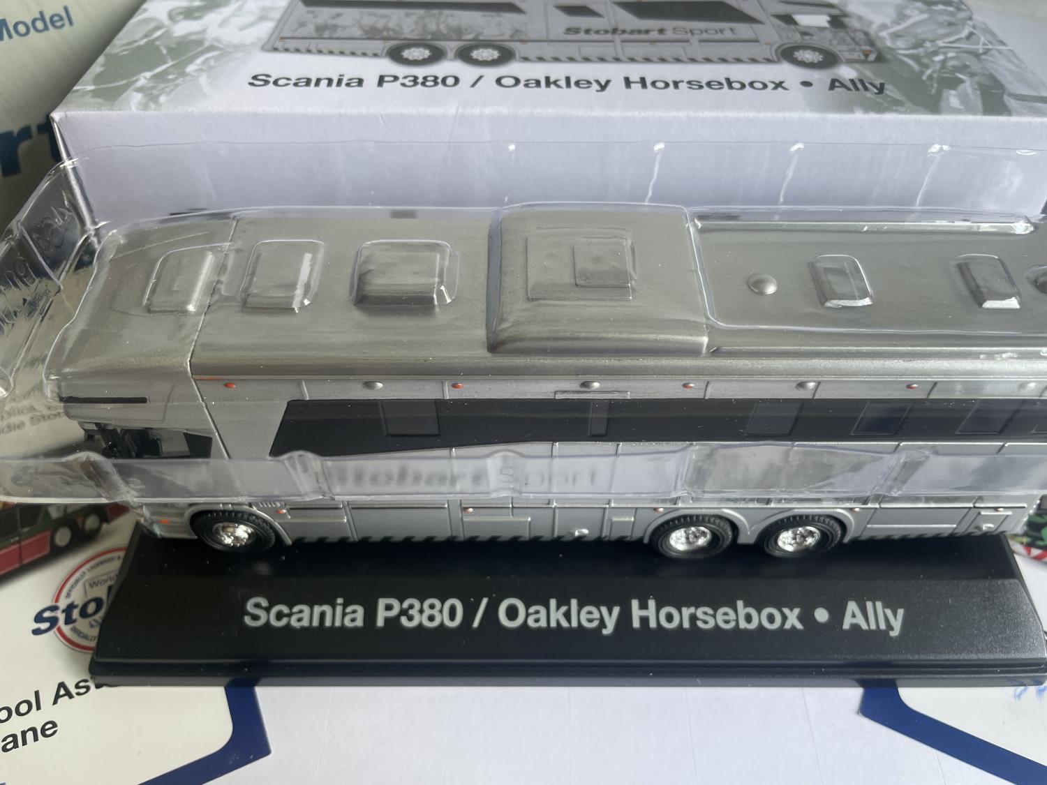 FOUR BOXED STOBART VEHICLES TO INCLUDE TWO COACHES (WITH COA) AND TWO HORSE BOXES - Image 4 of 7