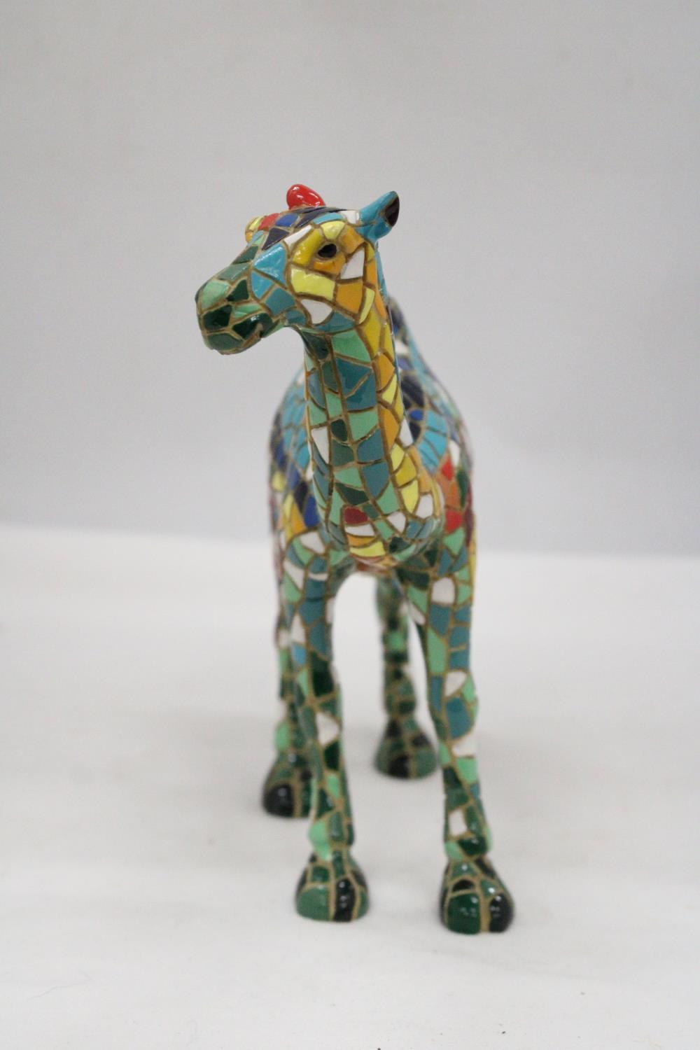 A HANDMADE SPANISH STONE CAMEL MOSAIC BY BARCINOS APPROXIMATELY 18CM HIGH - Image 2 of 5