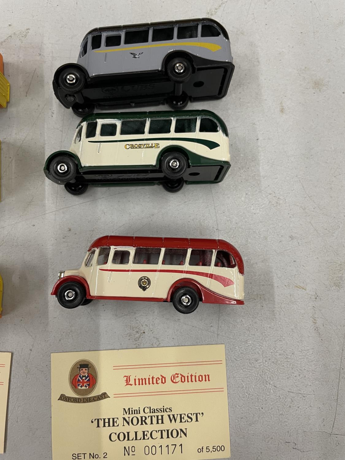 NINE VARIOUS CUBS MODEL VEHICLES - Image 4 of 4