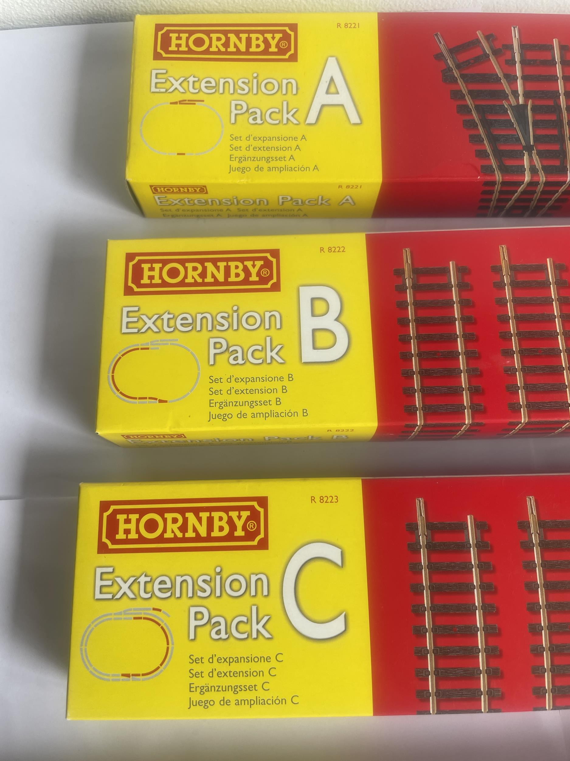 FIVE BOXED HORNBY 00 GAUGE TRACK EXTENSION PACKS TO INCLUDE A,B,C,E AND F - Image 2 of 3