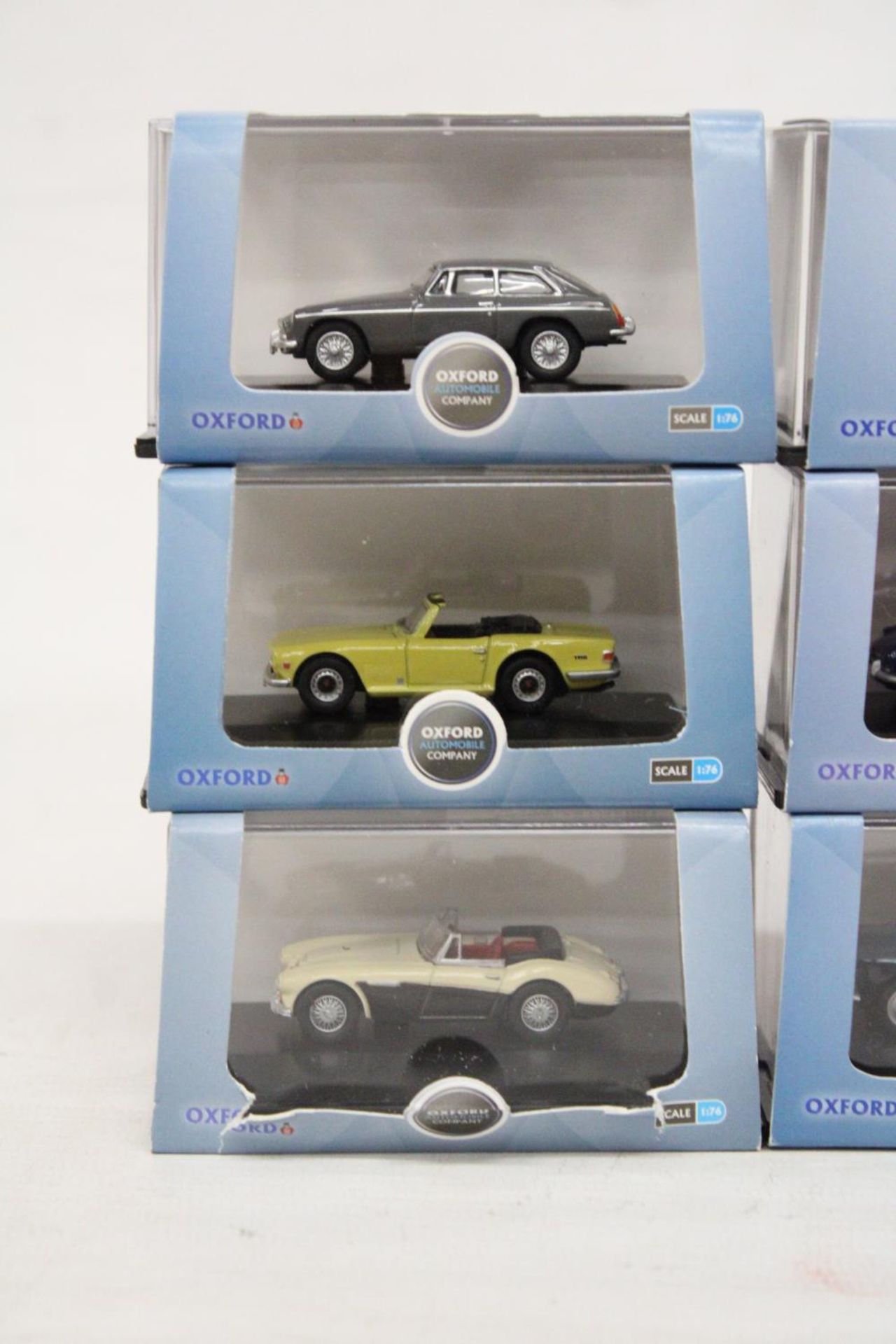 SIX VARIOUS AS NEW AND BOXED OXFORD AUTOMOBILE COMPANY VEHICLES - Image 2 of 5