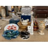 TWO BOXED GLASS BOWLS TO INCLUDE A ROSE BOWL, AN ONYX VASE, 'POPPY' WALL CLOCK, TRINKET BOX, JUG,