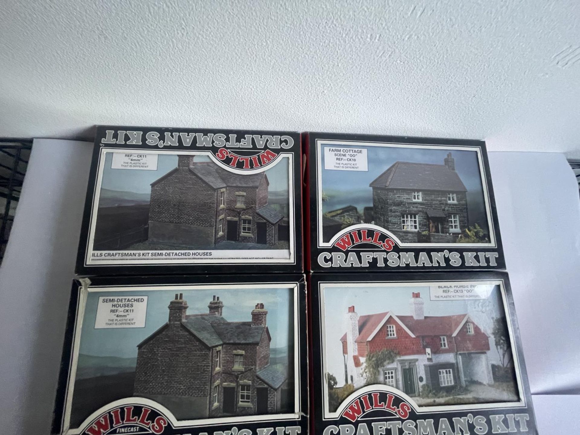 SIX WILLS FINECAST CRAFTMAN'S KITS OF HOUSES AND BUILDINGS - Image 2 of 3