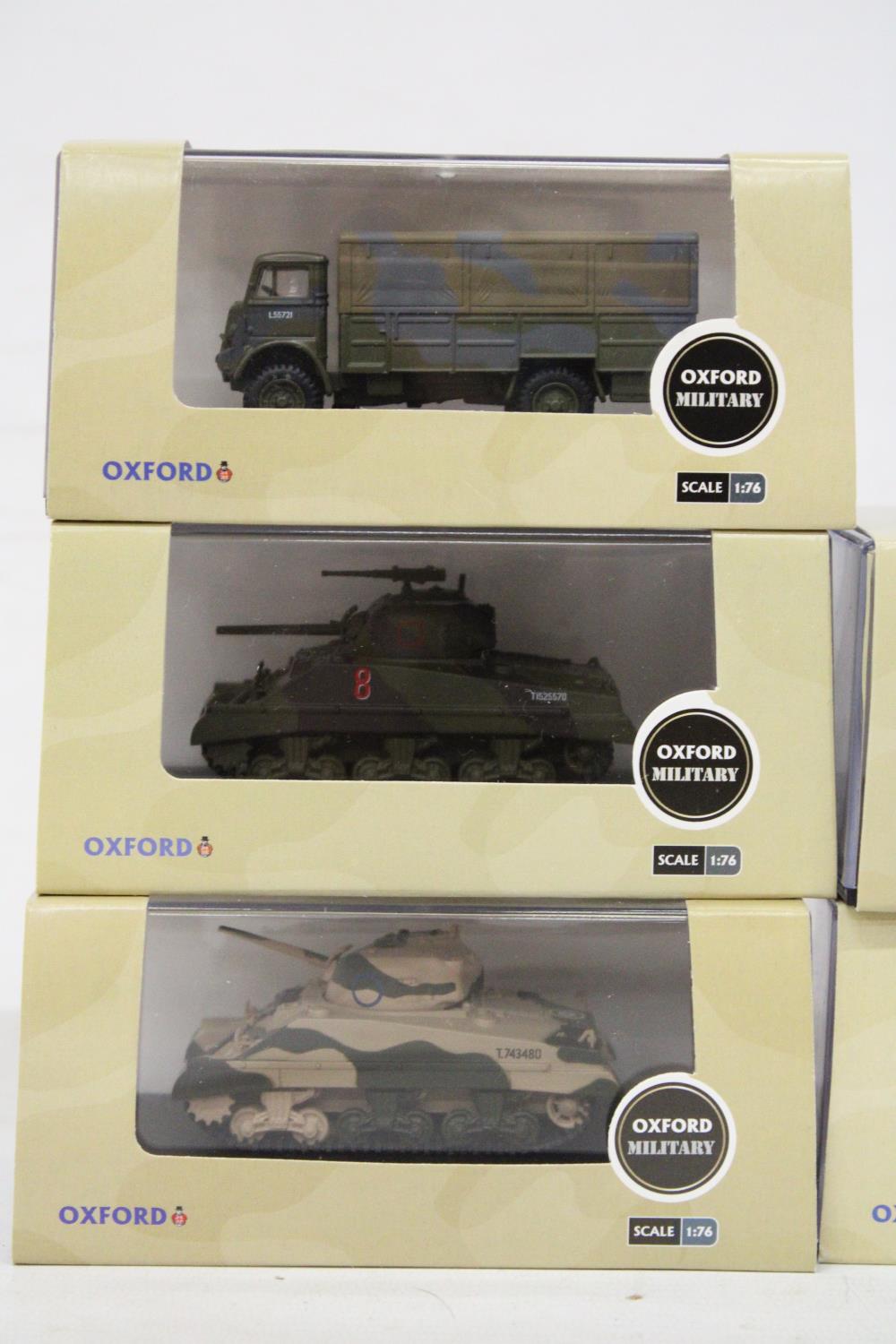 FIVE AS NEW AND BOXED OXFORD MILITARY VEHICLES - Bild 2 aus 6