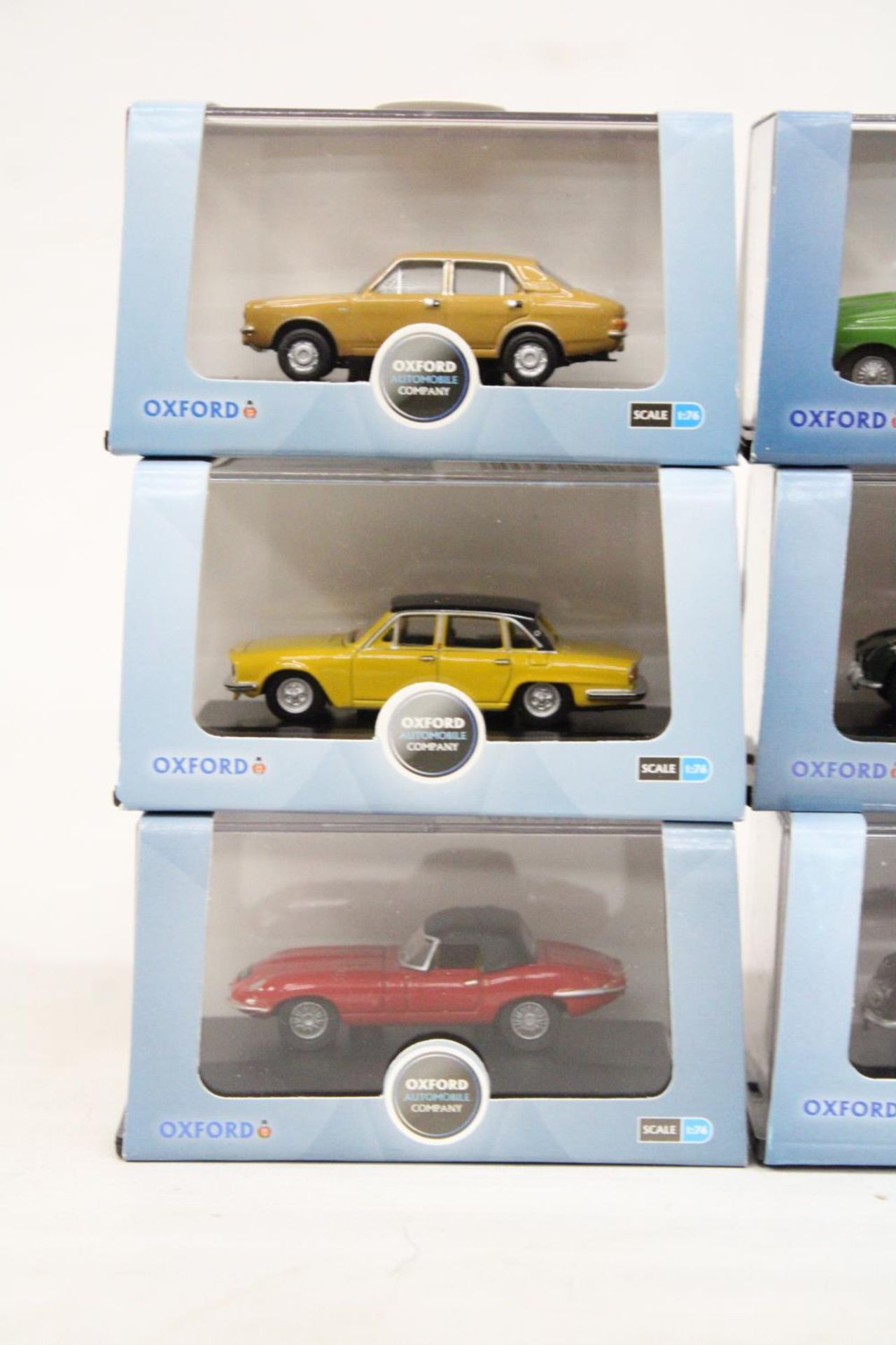 SIX VARIOUS AS NEW AND BOXED OXFORD AUTOMOBILE COMPANY VEHICLES - Image 2 of 8