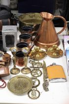 A MIXED LOT OF BRASS AND COPPERWARE TO INCLUDE BRASS CANDLESTICKS,A ENVELOPE OPENER, HORSE