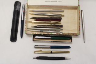 A QUANTITY OF VARIOUS PENS TO INCLUDE FOUNTAIN PENS