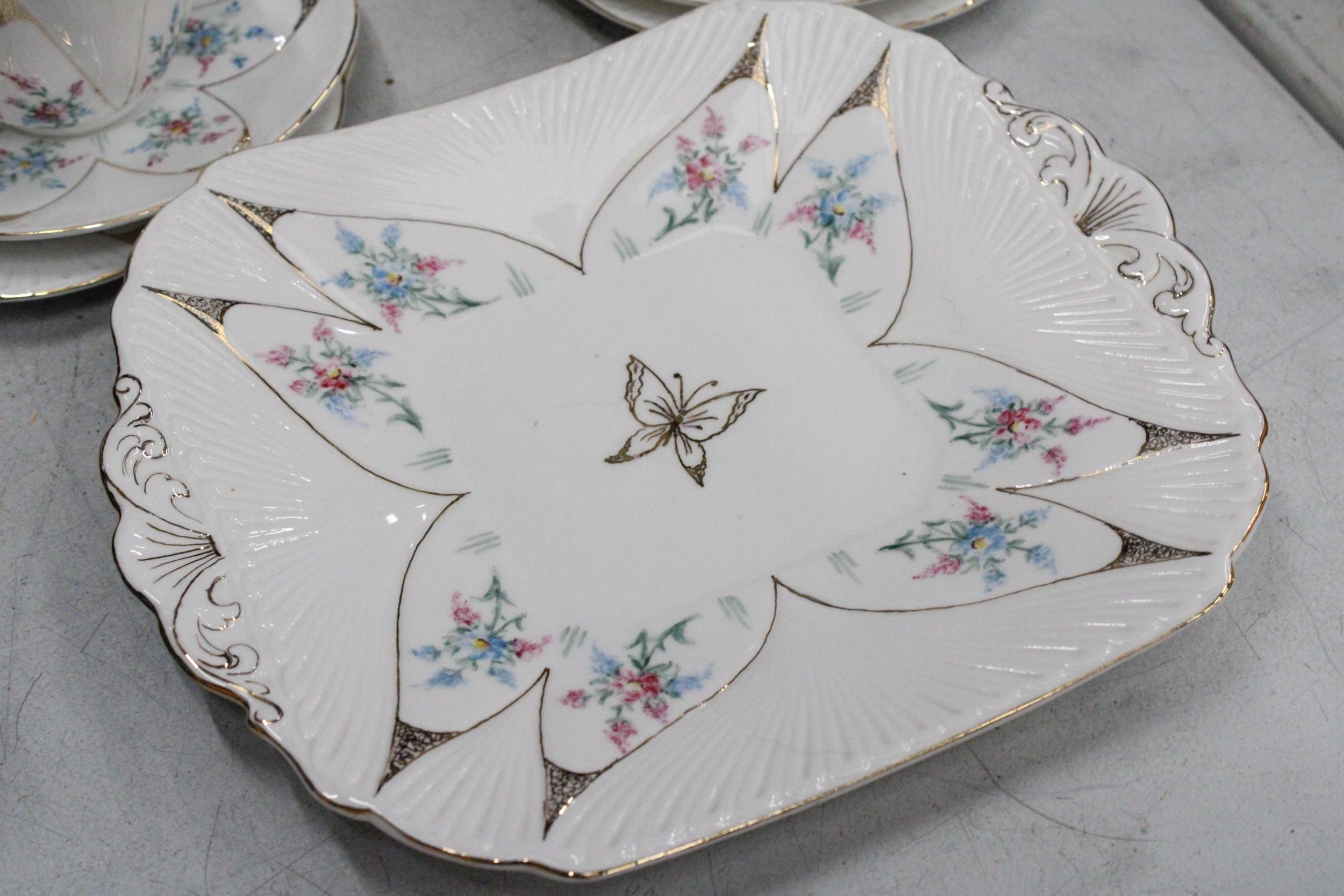 A VINTAGE SHELLEY HANDPAINTED DAINTY SHAPE TEACUPS AND SAUCERS TO INCLUDE SUGAR, CREAMER, CAKE/BREAD - Image 3 of 6