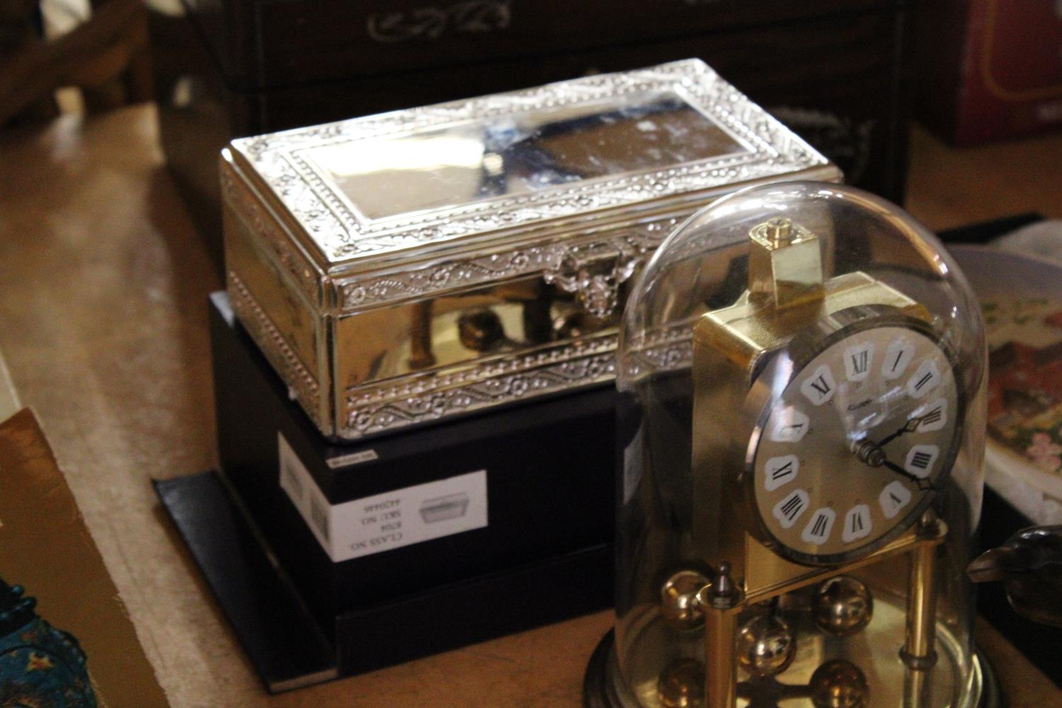 A VINTAGE HALINA 2000 CAMERA, SMALL DOMED ANNIVERSARY CLOCK, MIRRORED BOX, WALL PLAQUE, ETC - Image 5 of 5