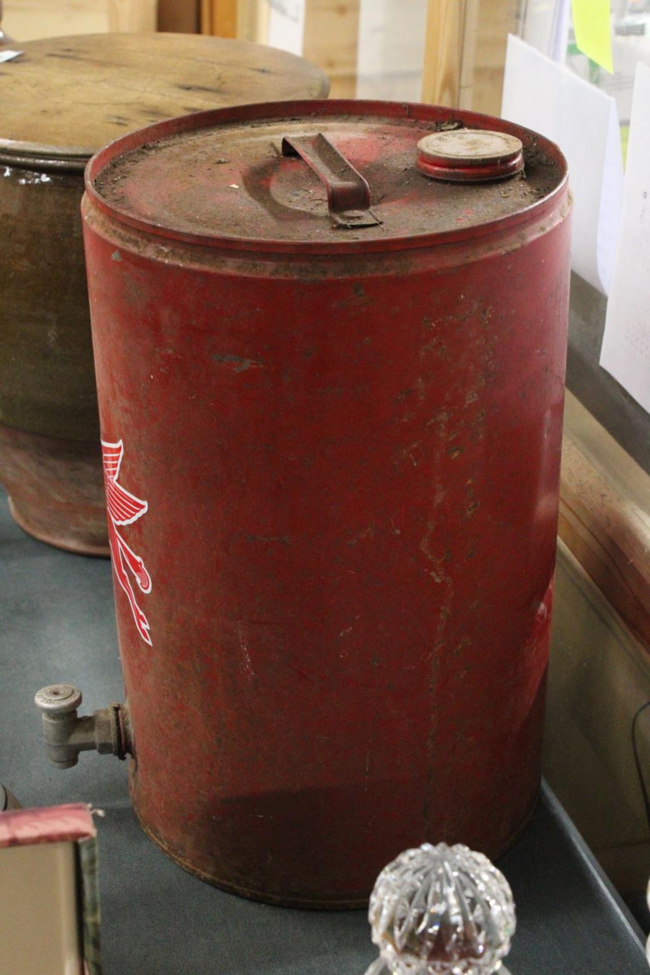 A VINTAGE MOBIL OIL DRUM - Image 2 of 5