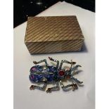 A VINTAGE BEETLE BROOCH WITH COLOURED STONES IN A PRESENTATION BOX