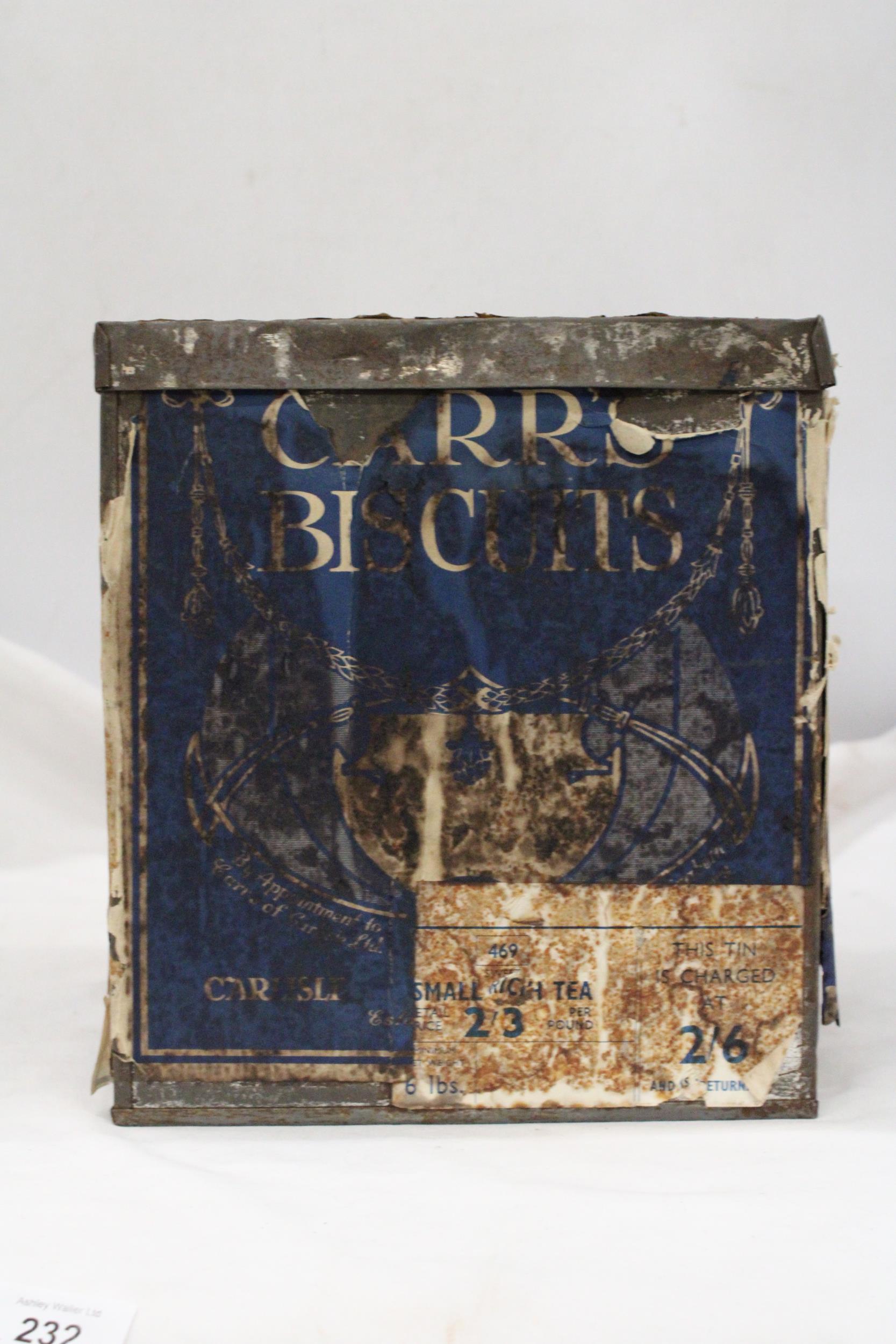 A CARRS OF CARLISLE LARGE BISCUIT TIN - APPROXIMATELY 26CM X 23CM - Image 3 of 5