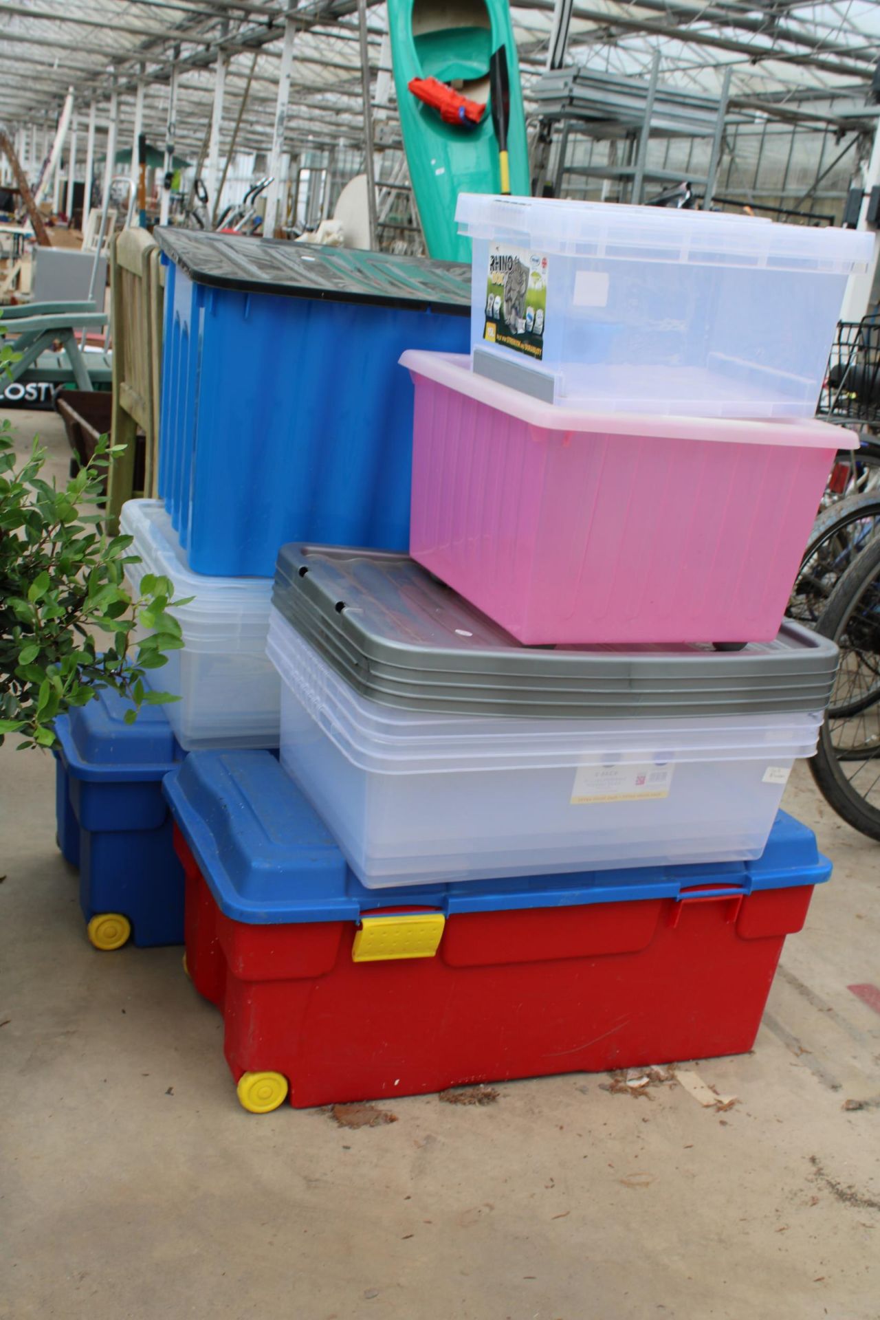 AN ASSORTMENT OF PLASTIC STORAGE BOXES WITH LIDS - Image 2 of 2