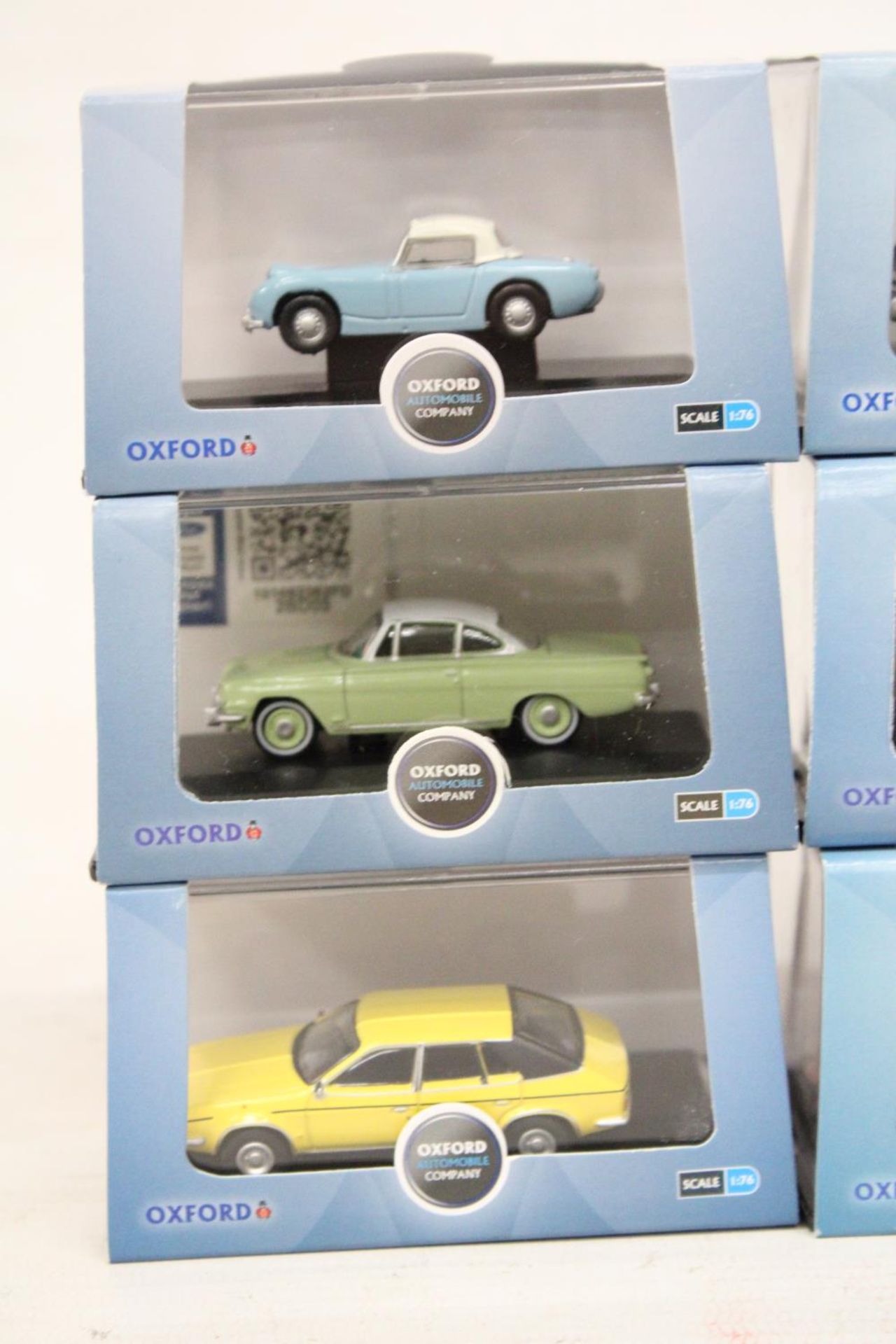 SIX VARIOUS AS NEW AND BOXED OXFORD AUTOMOBILE COMPANY VEHICLES - Image 2 of 8