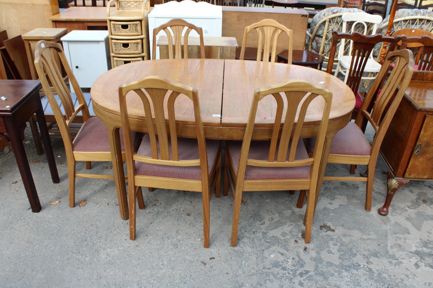 A PARKER KNOLL RETRO TEAK EXTENDING DINING TABLE 60" X 39" (LEAF 21") AND SIX DINING CHAIRS