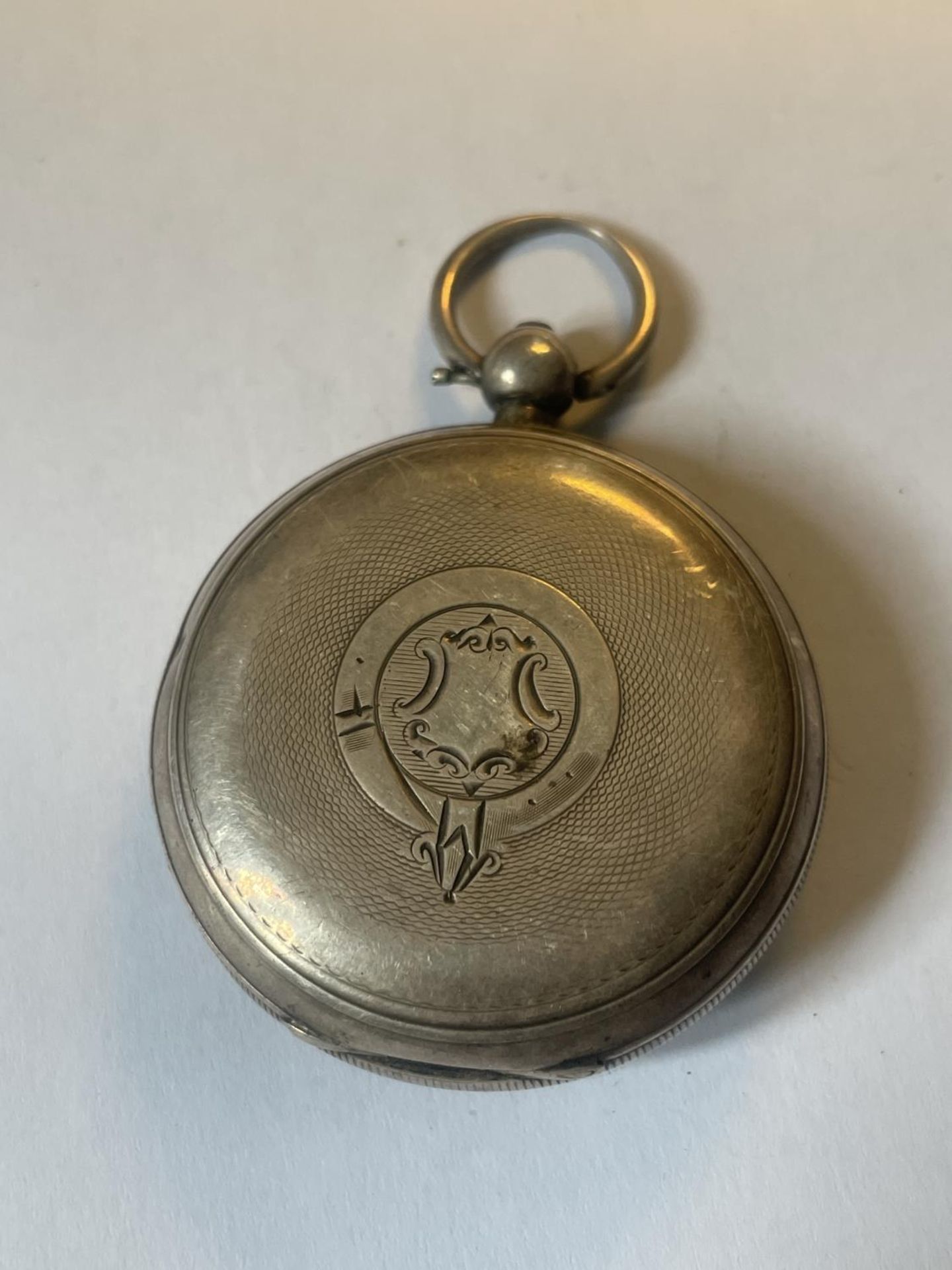A HALLMARKED CHESTER SILVER POCKET WATCH NO GLASS - Image 2 of 4