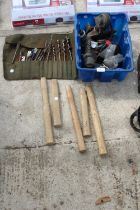 AN ASSORTMENT OF TOOLS TO INCLUDE HAMMER HANDLES AND BRACE DRILL BITS ETC