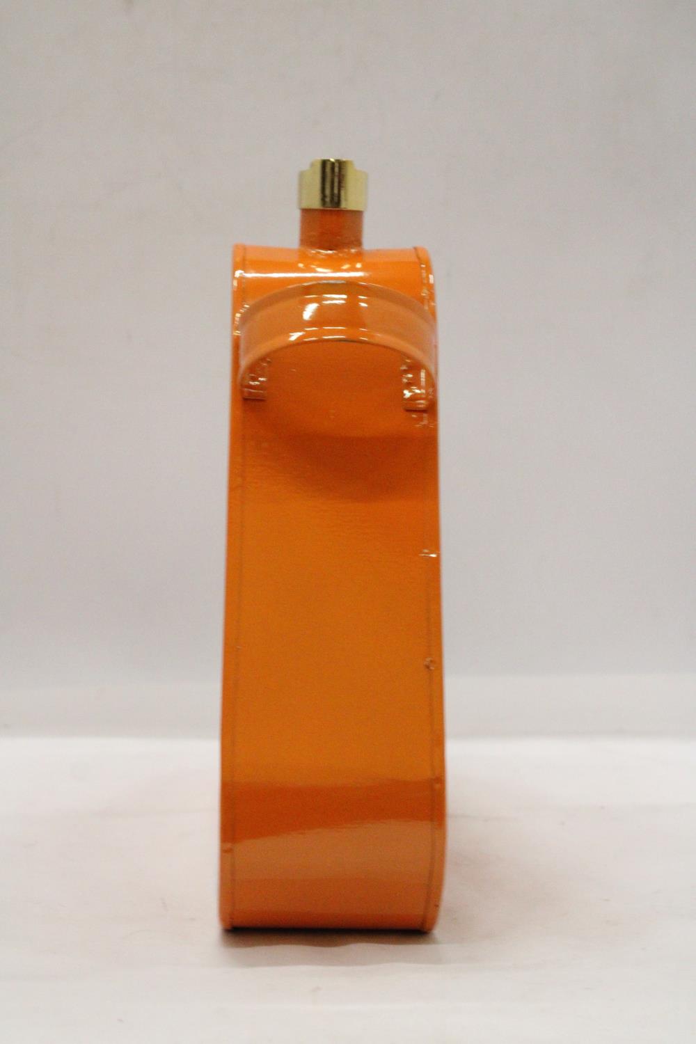 A ORANGE "GULF" OIL CAN - Image 2 of 5